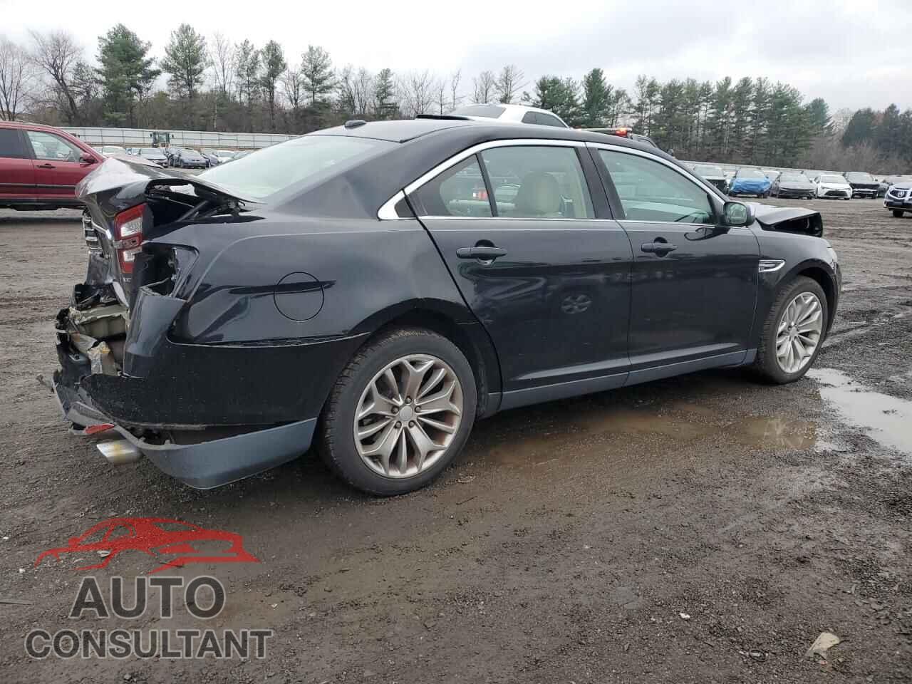 FORD TAURUS 2017 - 1FAHP2F82HG121614
