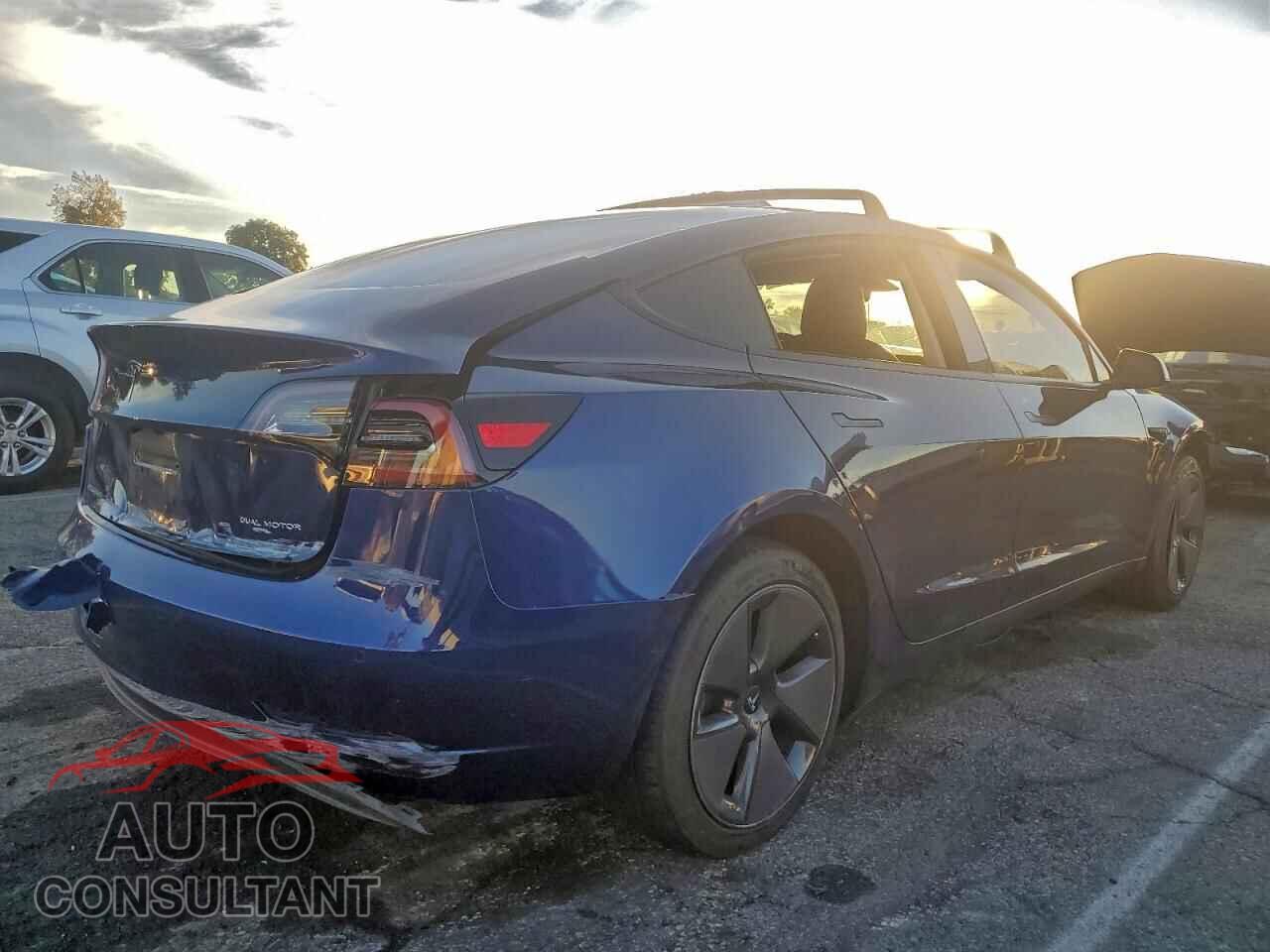 TESLA MODEL 3 2022 - 5YJ3E1EB3NF166892