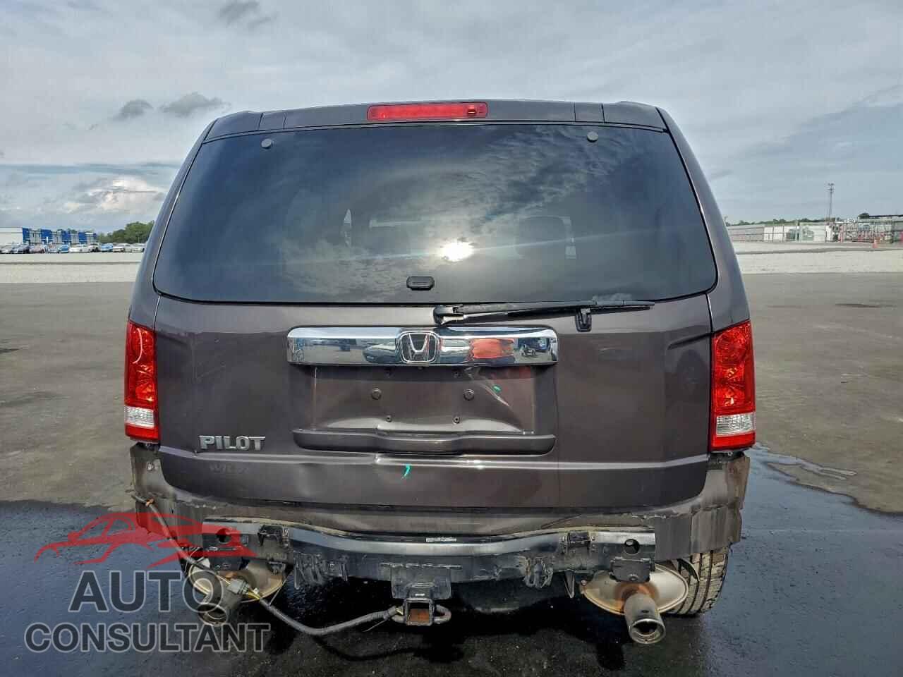 HONDA PILOT 2015 - 5FNYF3H42FB033182