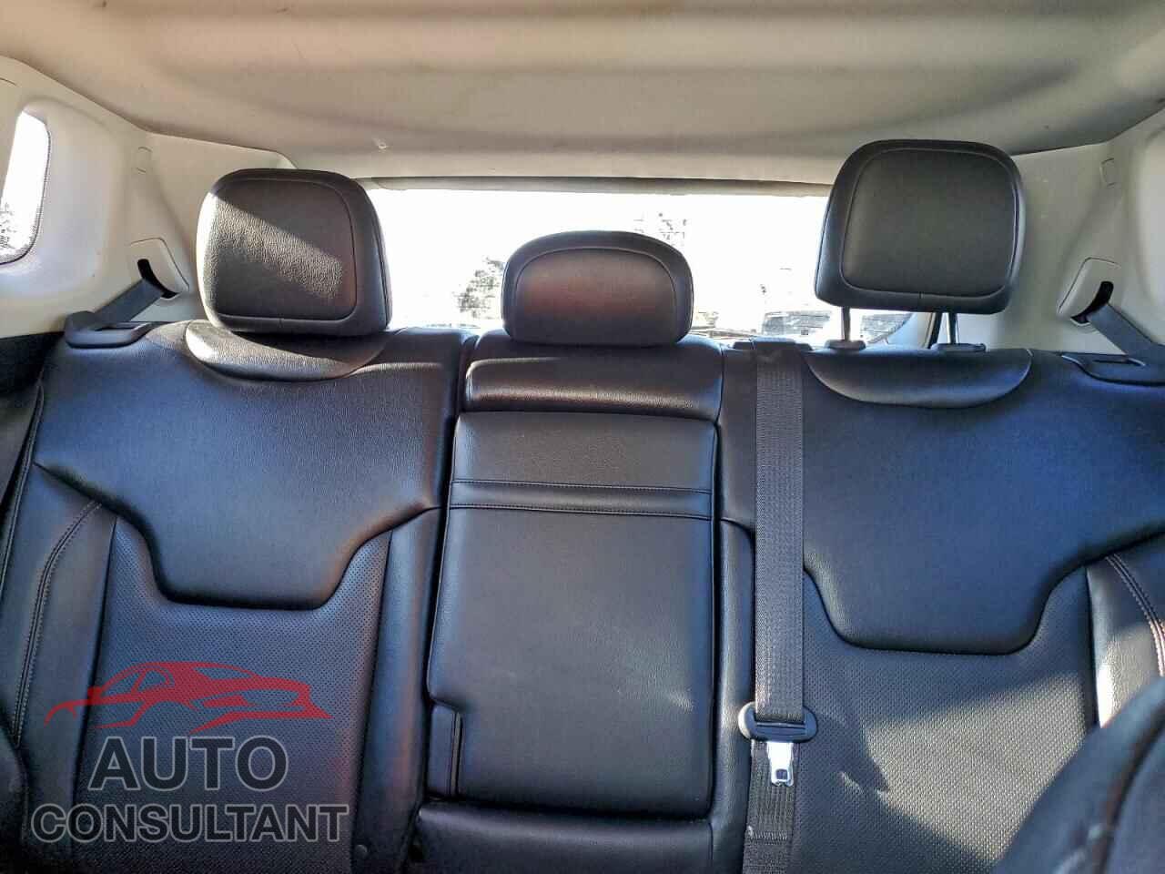 JEEP COMPASS 2017 - 3C4NJDCB8HT646604