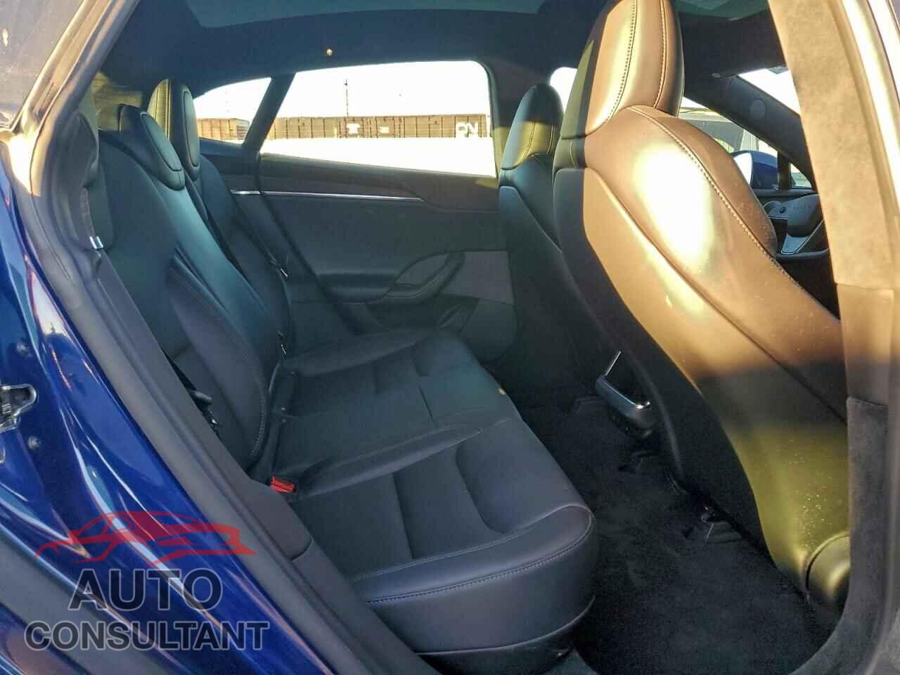 TESLA MODEL S 2021 - 5YJSA1E56MF443664
