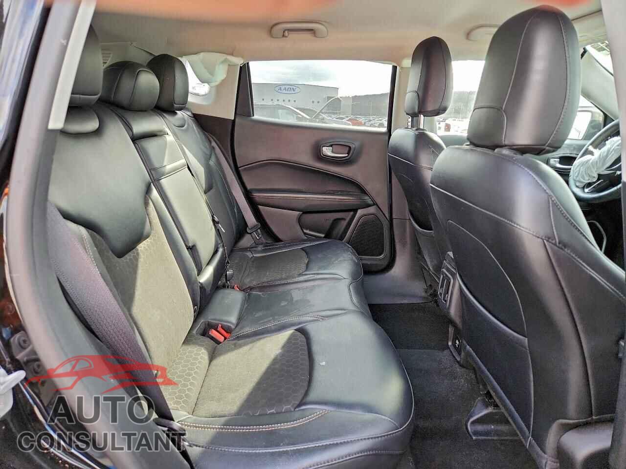 JEEP COMPASS 2017 - 3C4NJDBB7HT665632