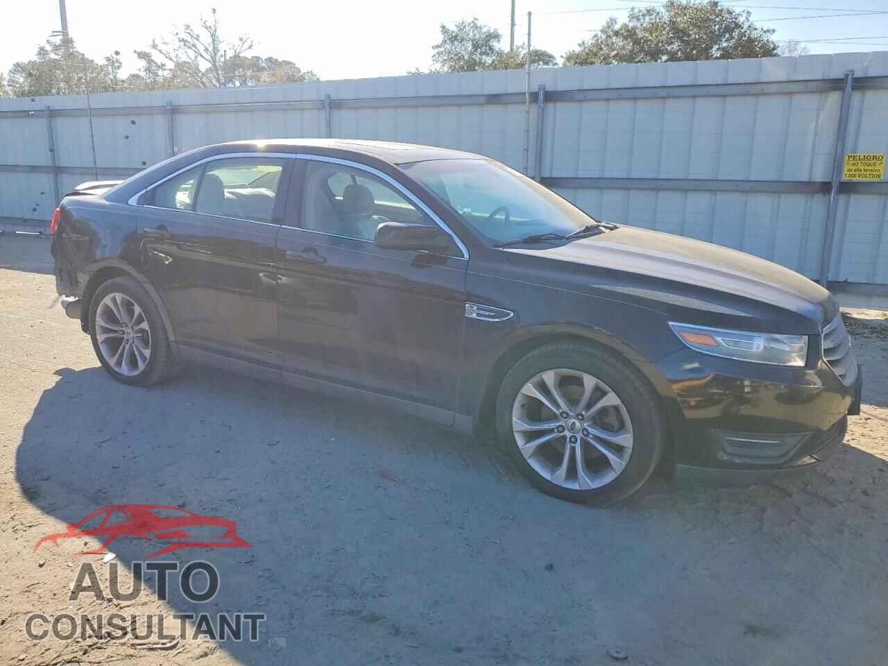 FORD TAURUS 2013 - 1FAHP2E81DG179855