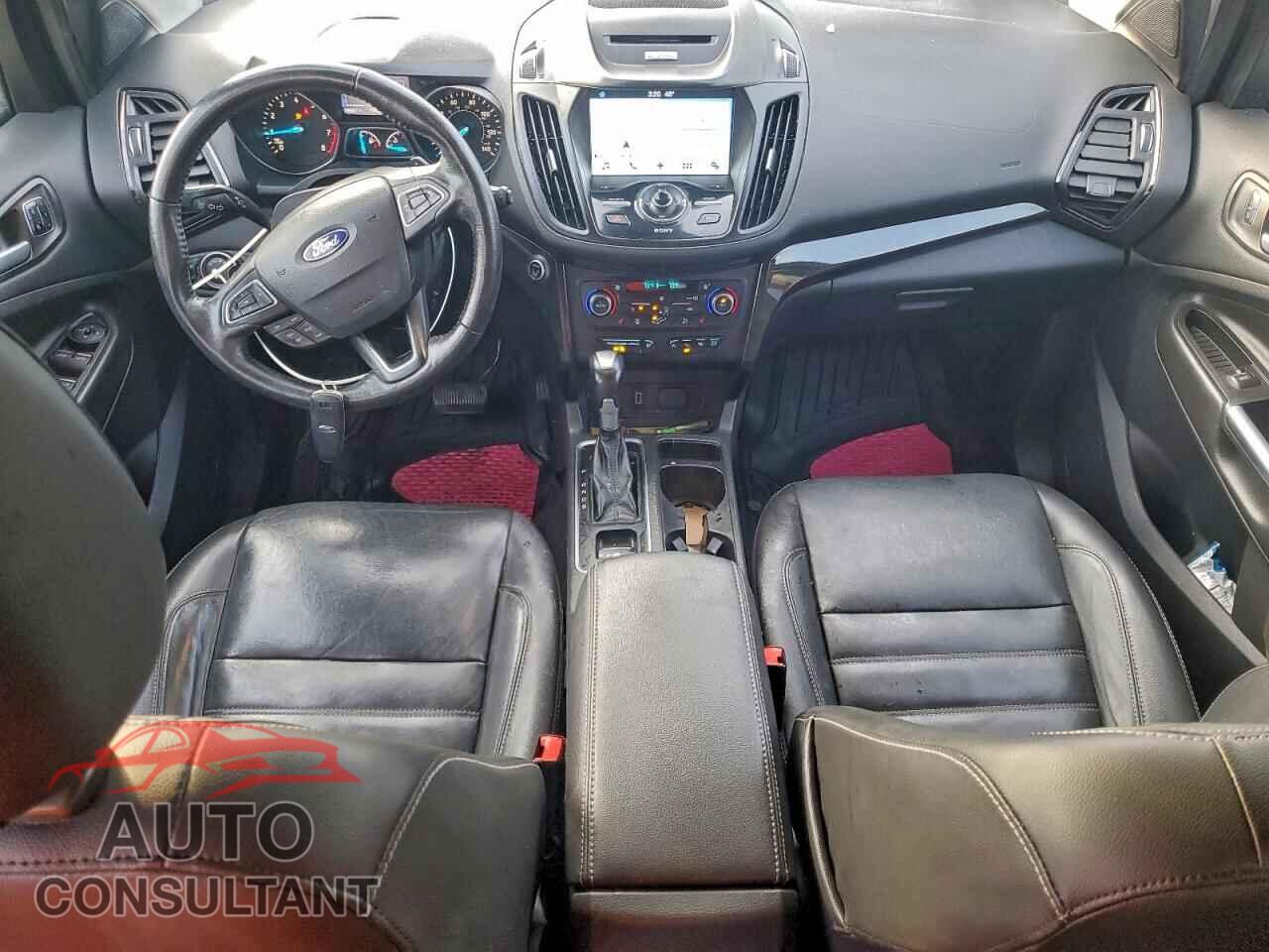 FORD ESCAPE 2017 - 1FMCU0J93HUB20714