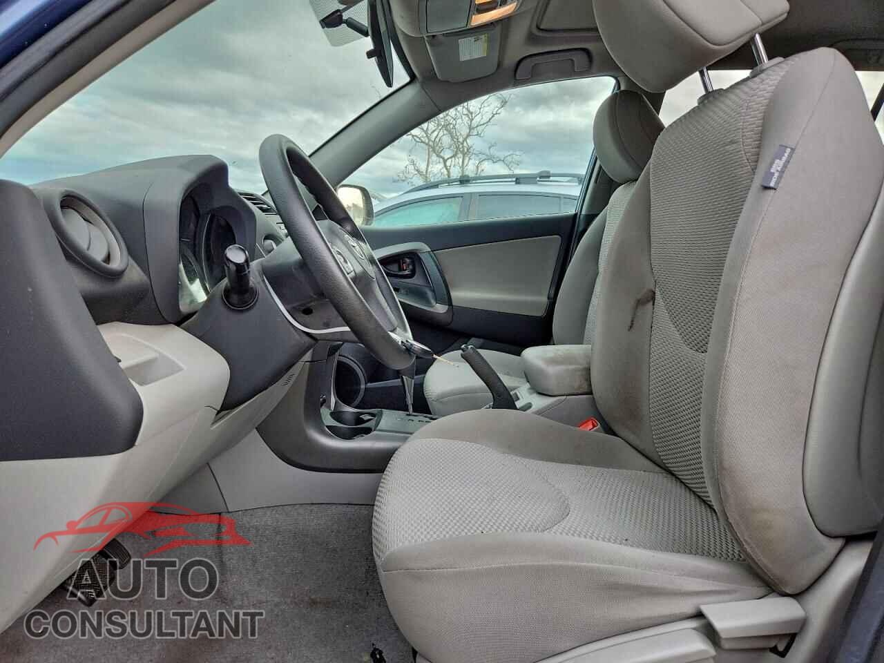 TOYOTA RAV4 2012 - 2T3BF4DV7CW183174