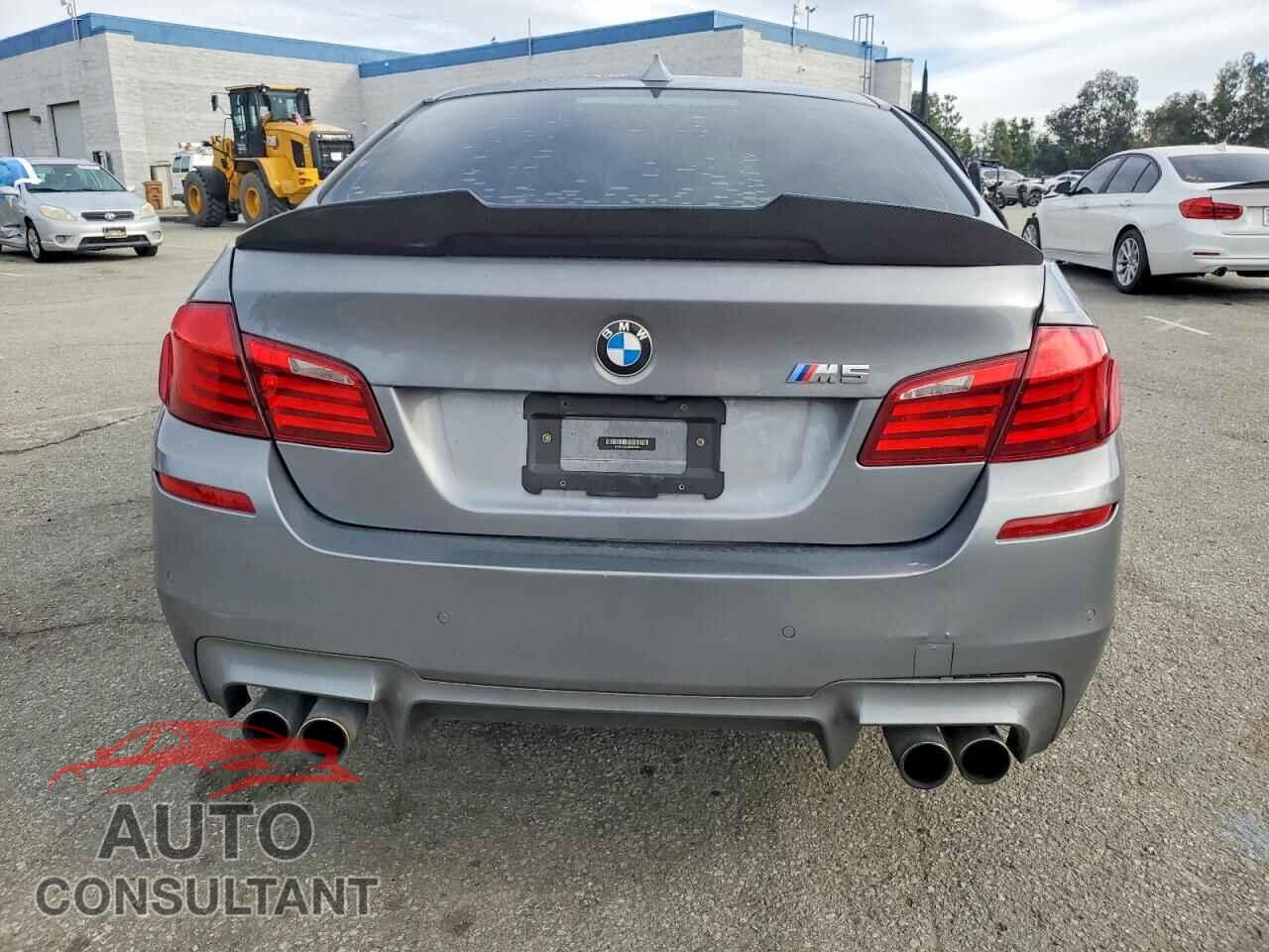 BMW M5 2013 - WBSFV9C54DD095984