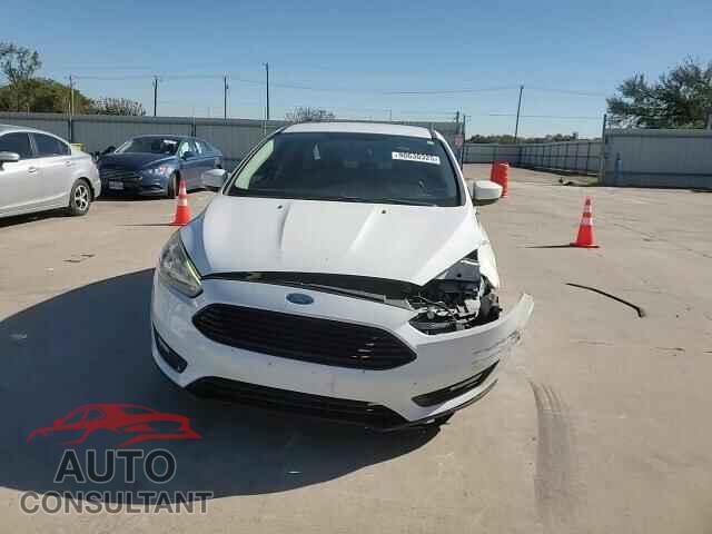 FORD FOCUS 2018 - 1FADP3FE9JL229607