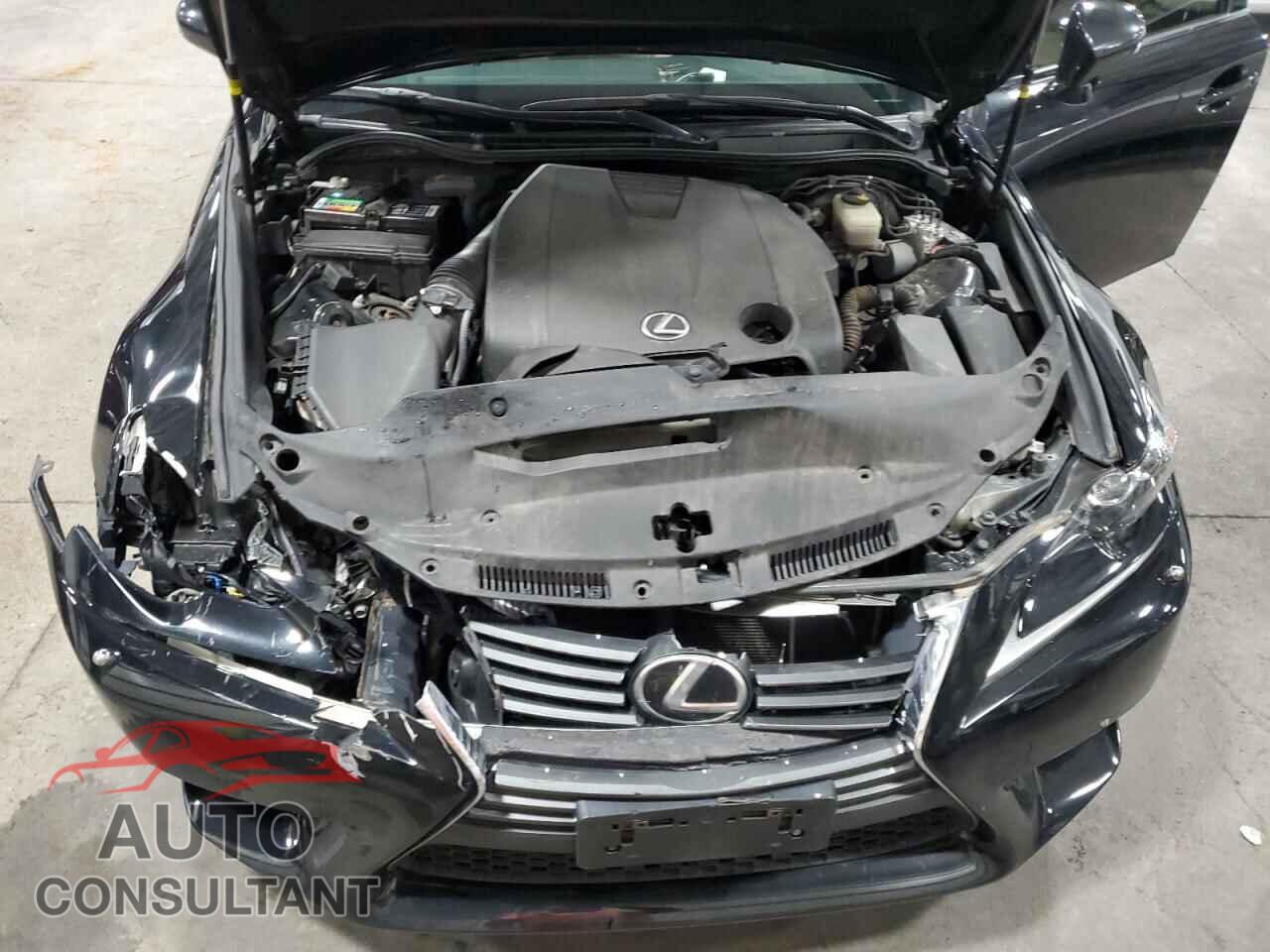 LEXUS IS 2014 - JTHCF1D22E5005108