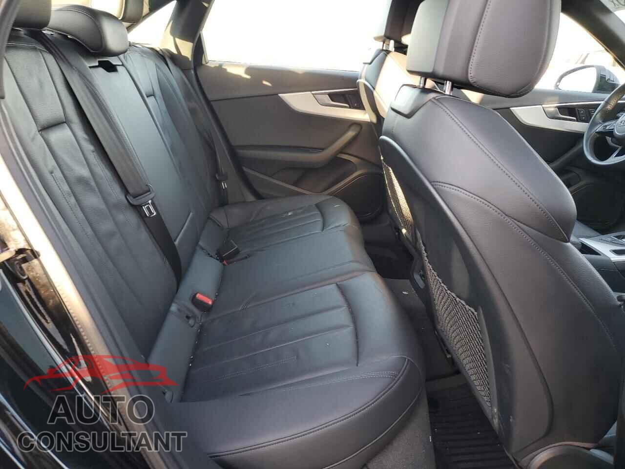 AUDI A4 2019 - WAUDNAF44KA115441