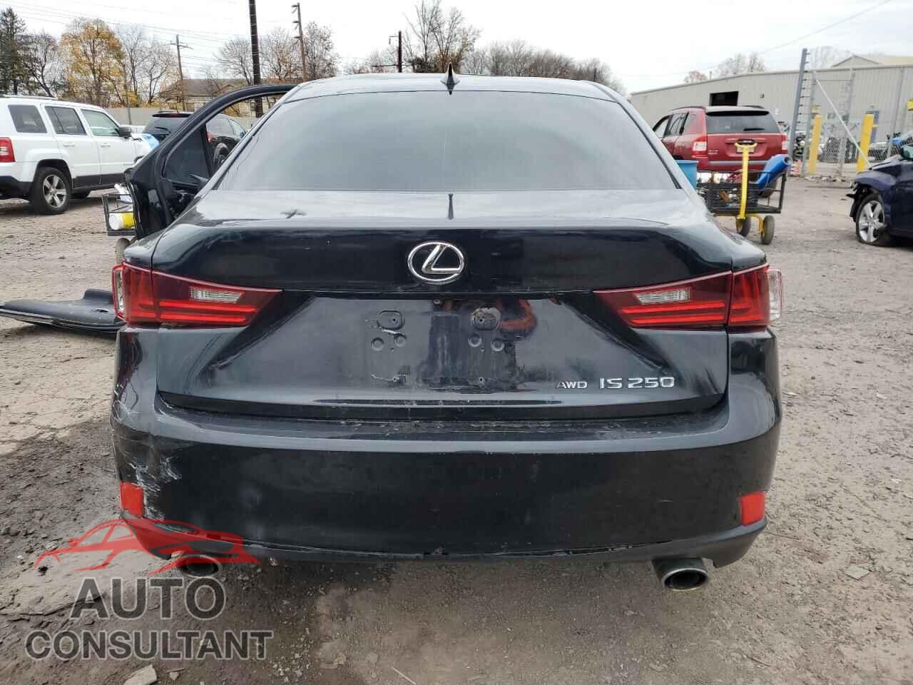 LEXUS IS 2014 - JTHCF1D20E5004300