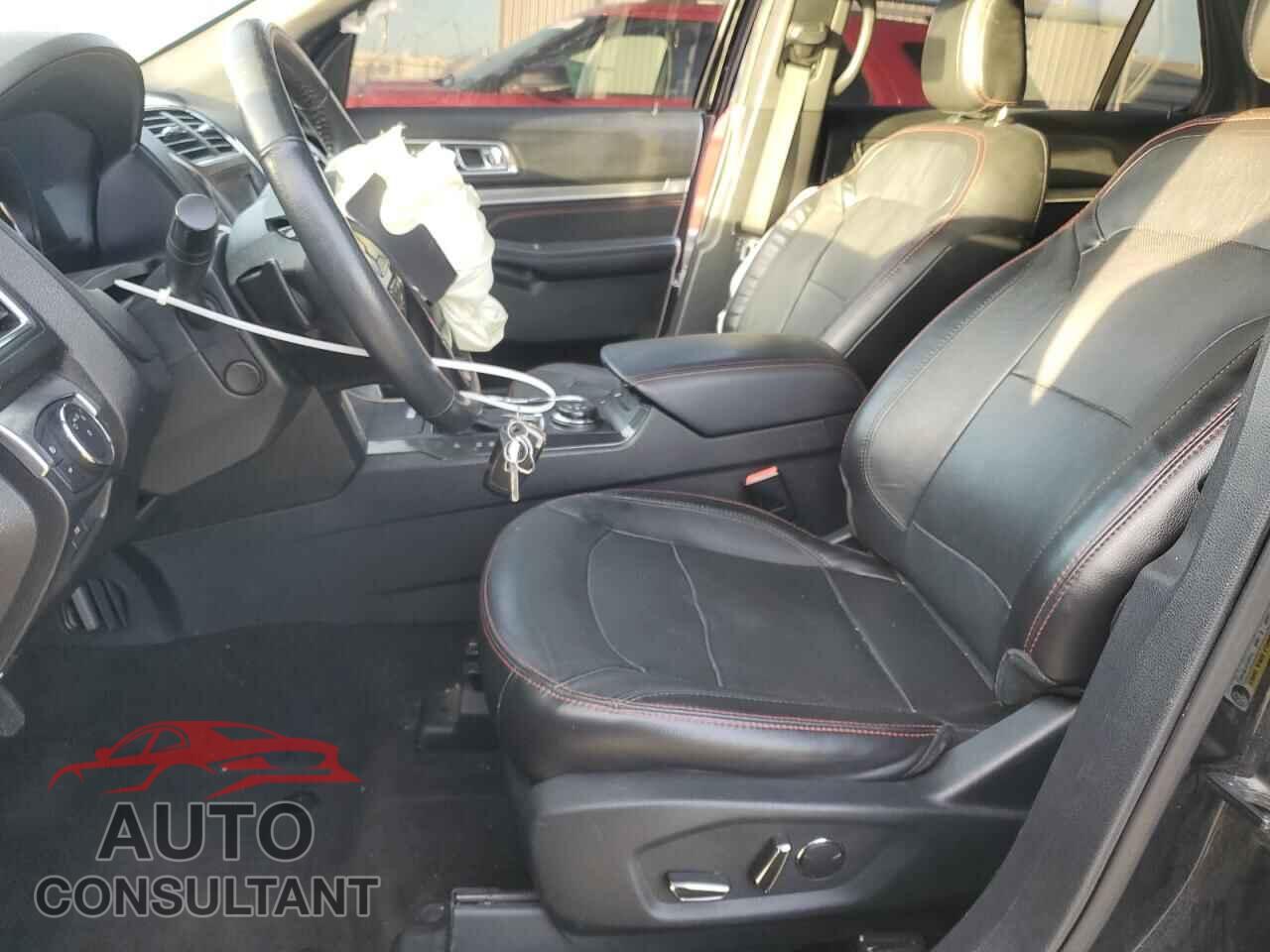 FORD EXPLORER 2018 - 1FM5K8GT3JGB43639