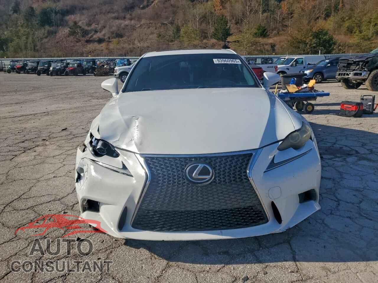 LEXUS IS 2015 - JTHCF1D20F5023866