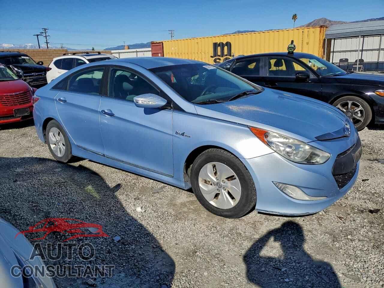 HYUNDAI SONATA 2013 - KMHEC4A4XDA085818