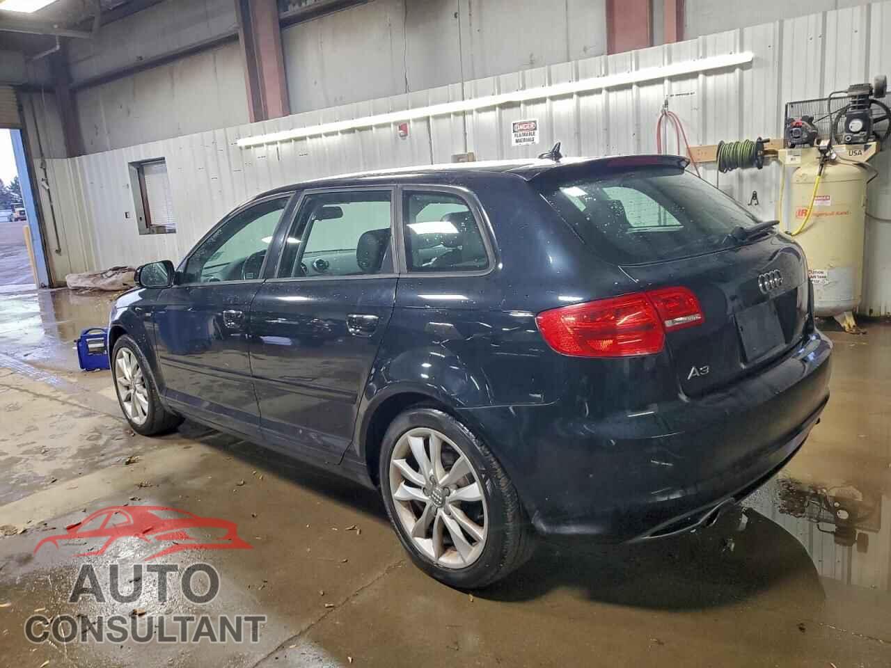 AUDI A3 2012 - WAUBJAFMXCA117957
