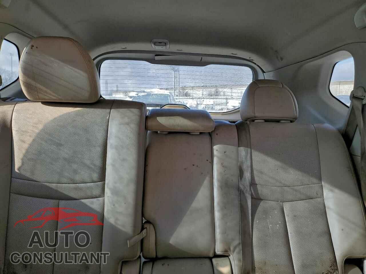 NISSAN ROGUE 2015 - 5N1AT2MT9FC805820