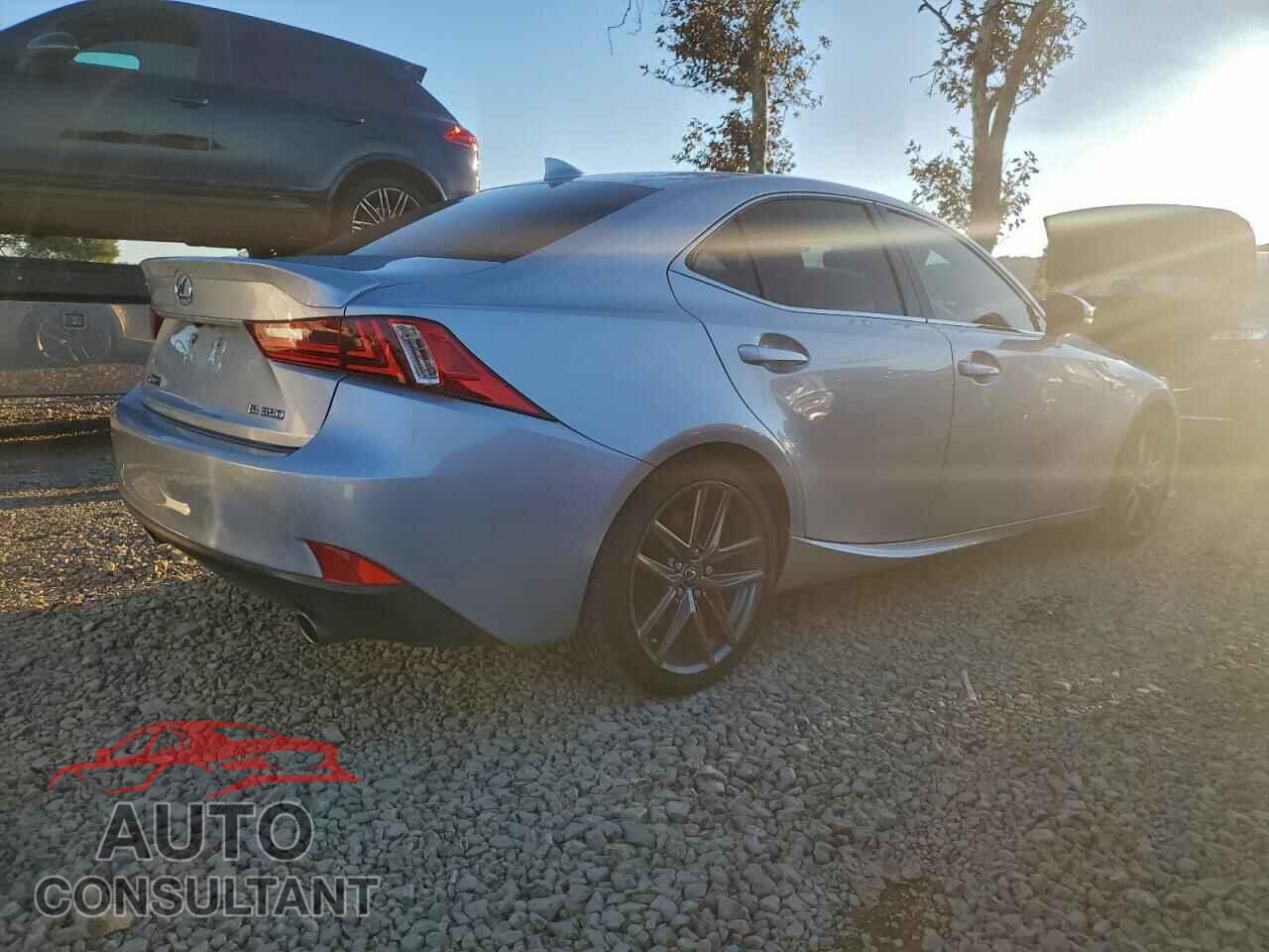 LEXUS IS 2014 - JTHBE1D22E5002840