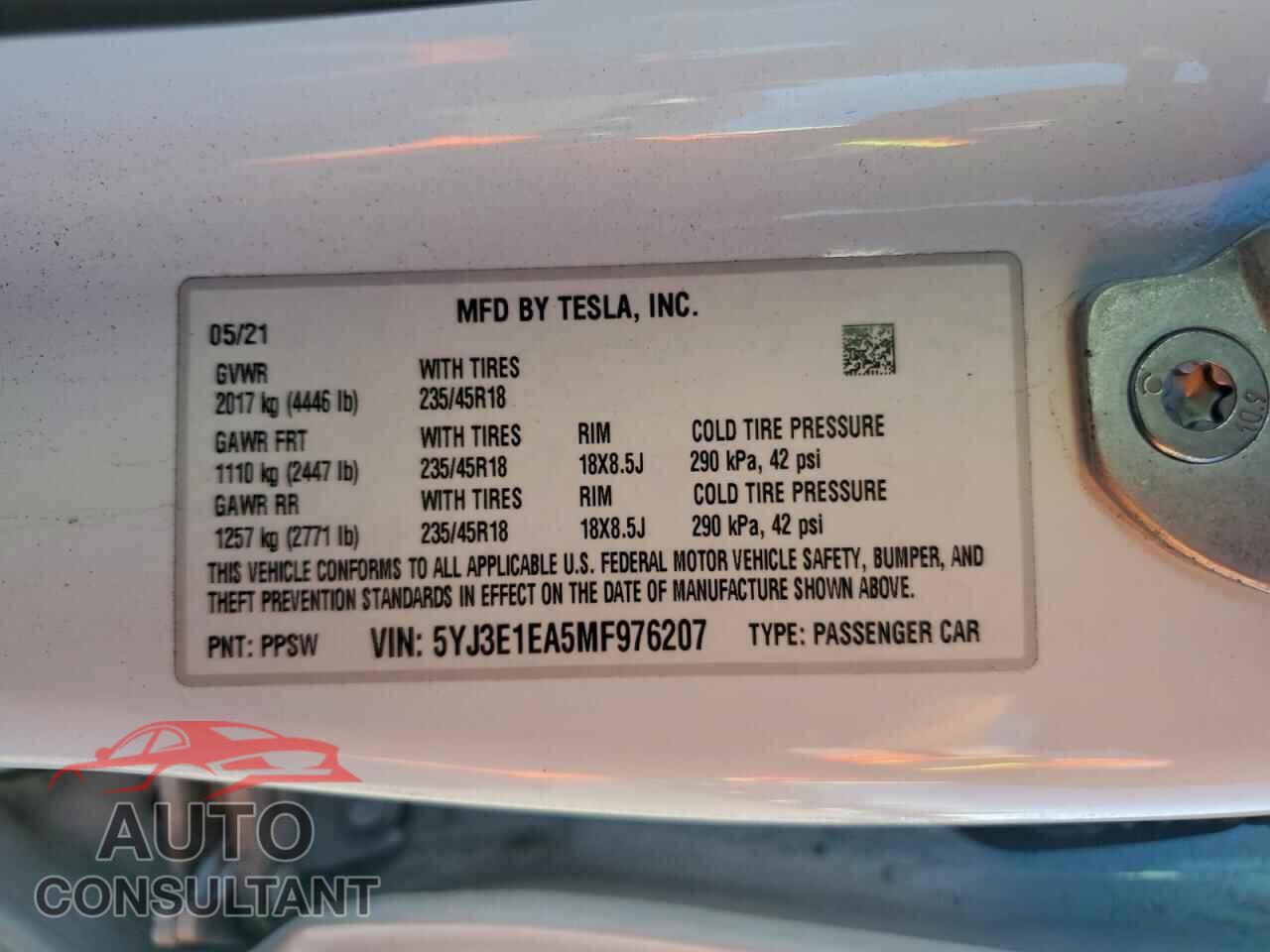 TESLA MODEL 3 2021 - 5YJ3E1EA5MF976207