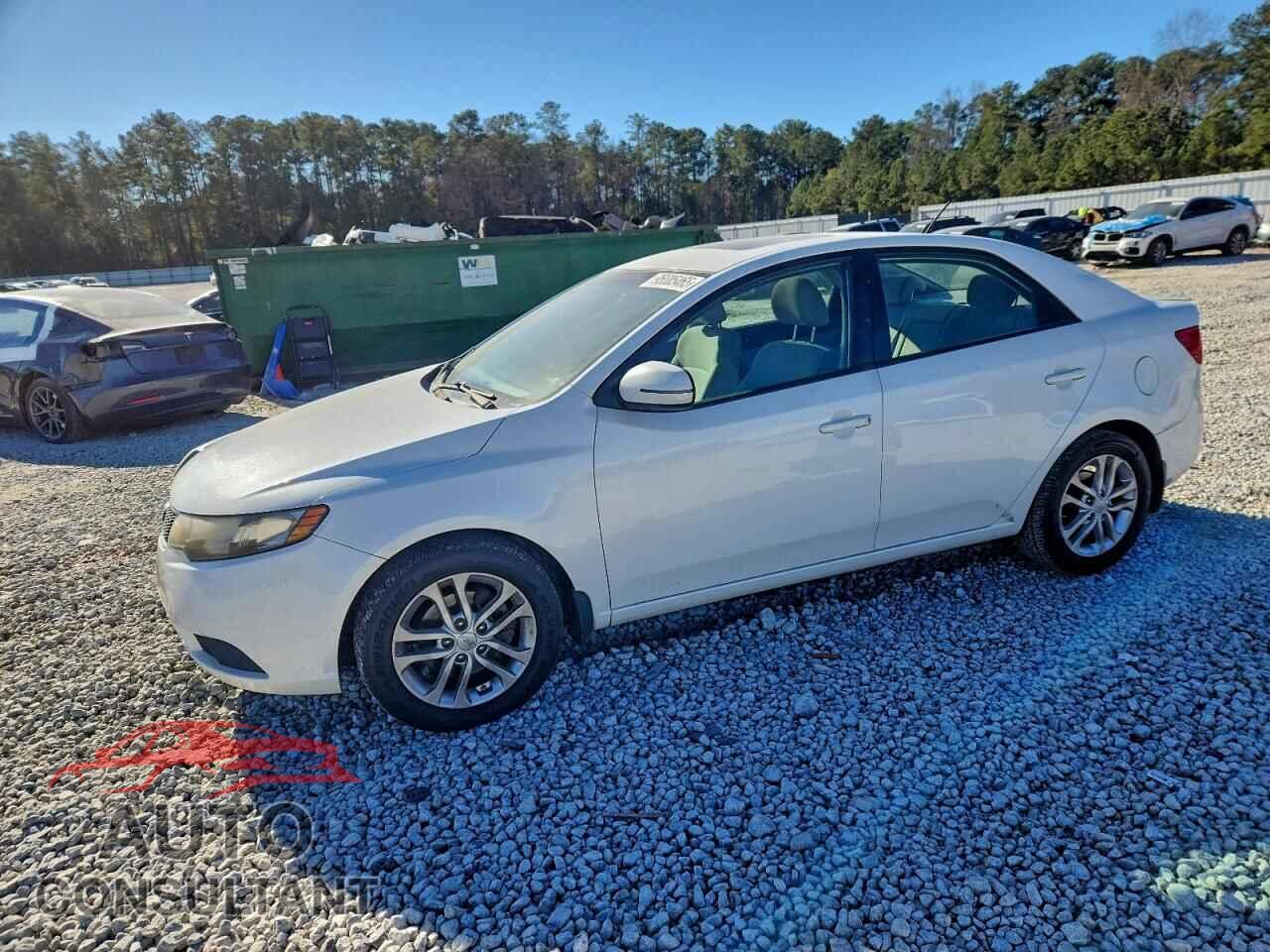 KIA FORTE 2012 - KNAFU4A28C5534597