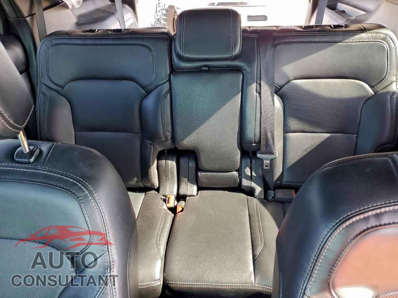 FORD EXPLORER 2017 - 1FM5K7F84HGA67253