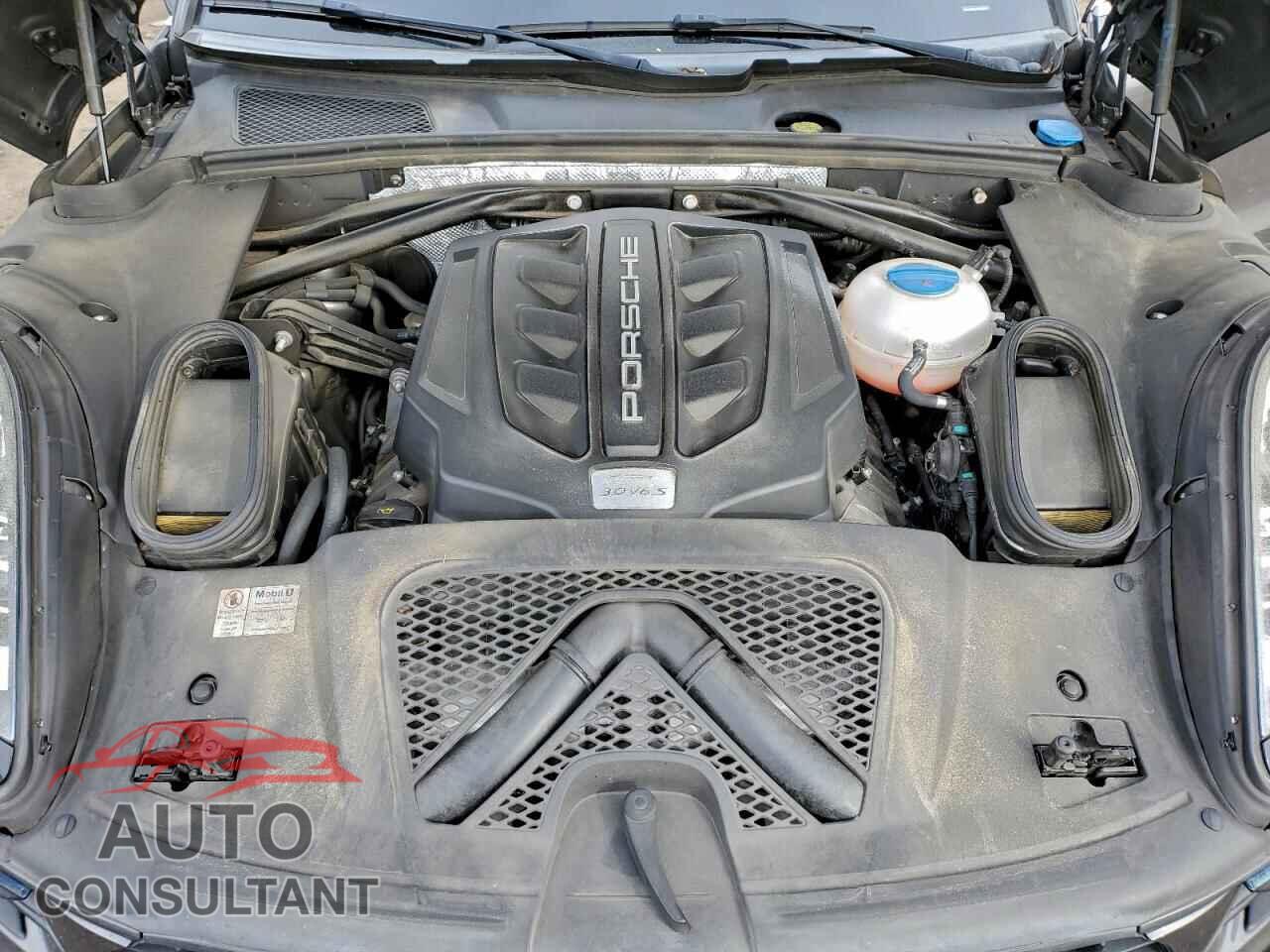 PORSCHE MACAN 2015 - WP1AB2A53FLB59217