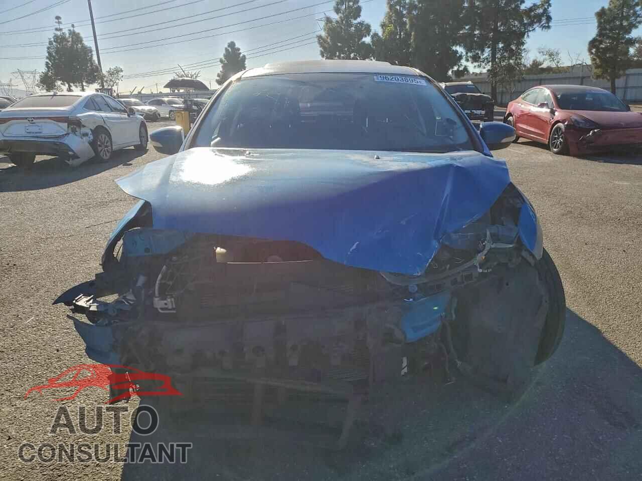 FORD FOCUS 2012 - 1FAHP3F2XCL258186