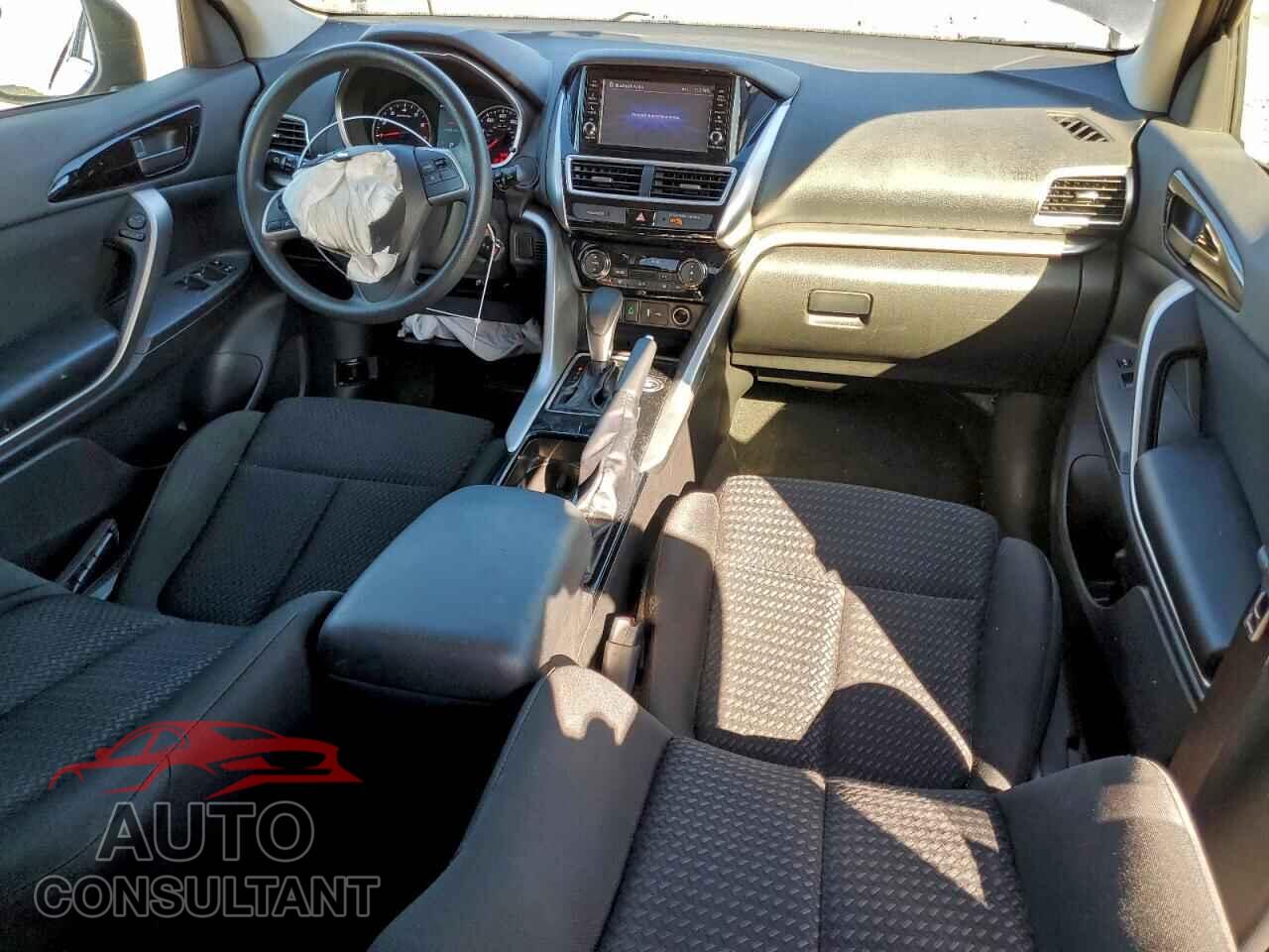 MITSUBISHI ECLIPSE 2019 - JA4AT3AA1KZ028953