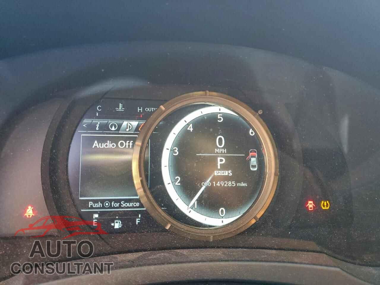 LEXUS IS 2015 - JTHBE1D22F5014844