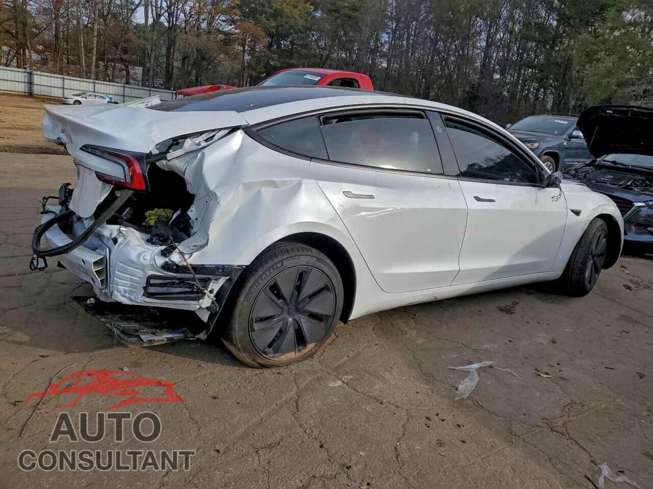 TESLA MODEL 3 2025 - 5YJ3E1EA7SF965402