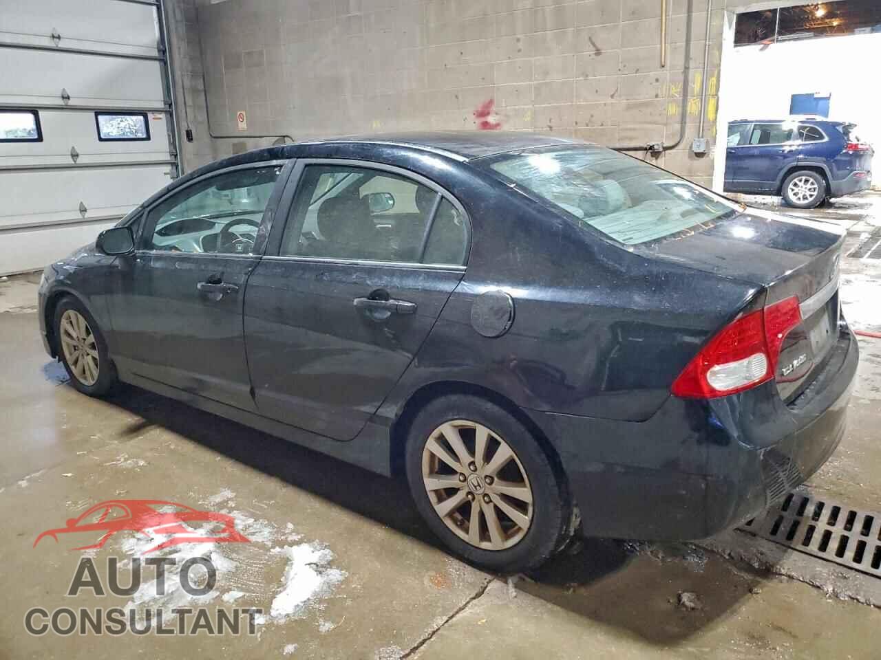 HONDA CIVIC 2011 - 19XFA1F54BE040043