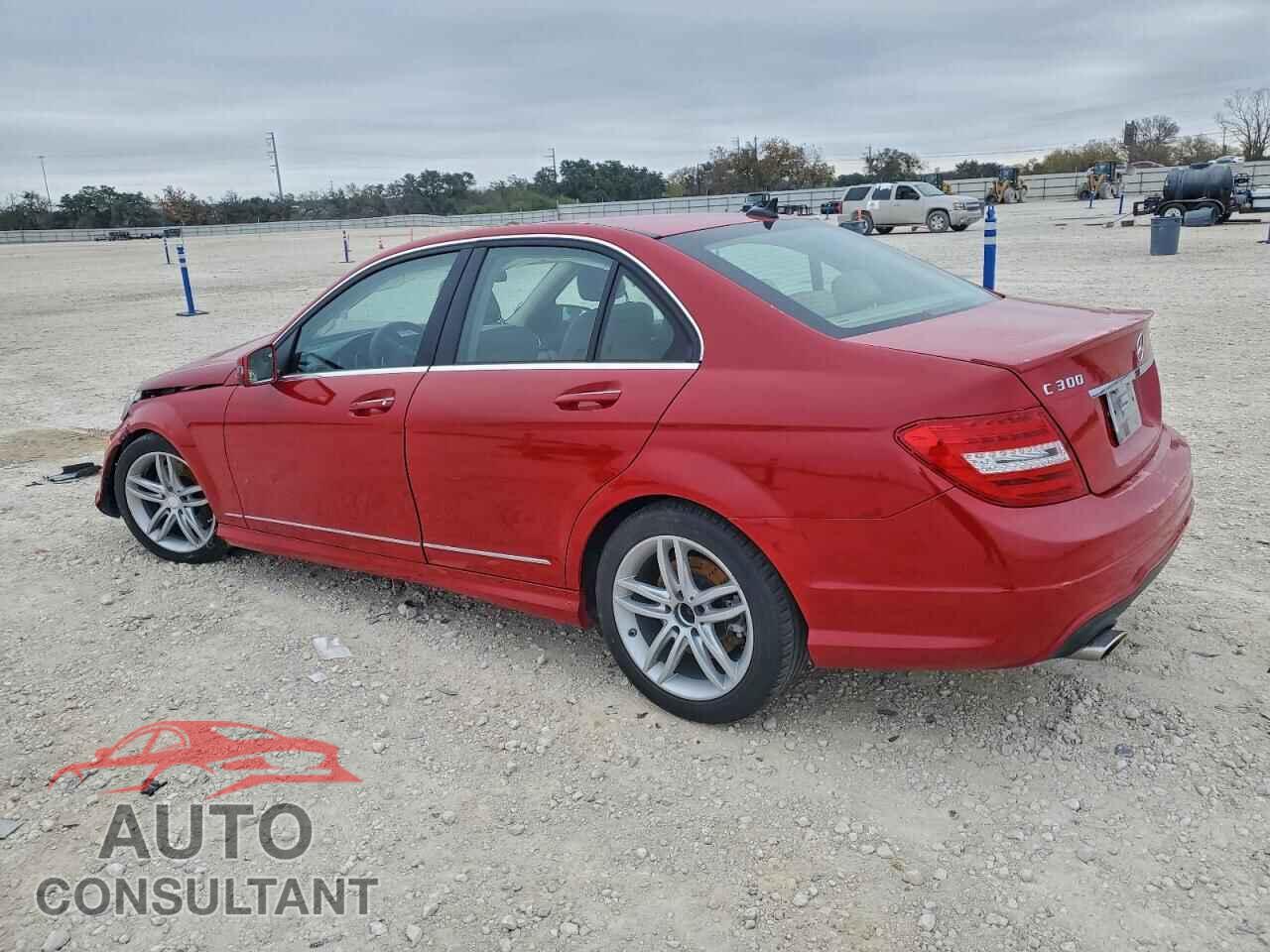MERCEDES-BENZ C-CLASS 2013 - WDDGF8AB2DR293709