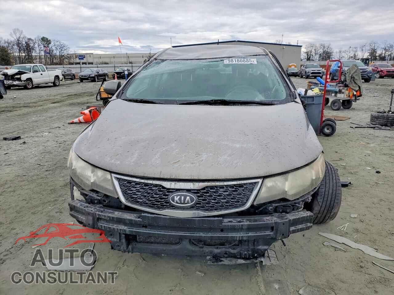 KIA FORTE 2013 - KNAFU4A23D5648024