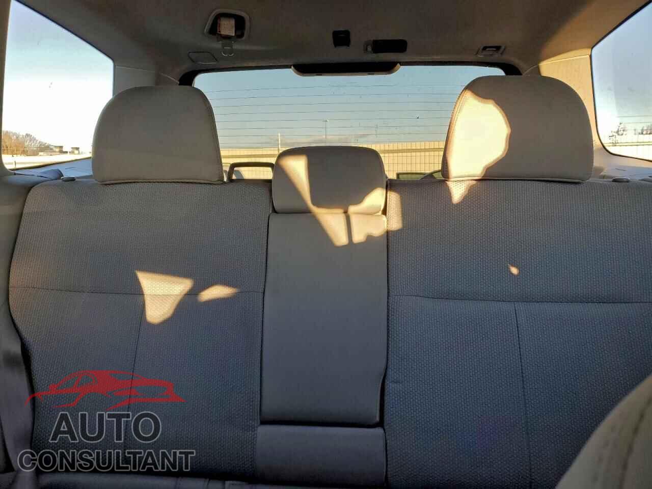 SUBARU FORESTER 2012 - JF2SHABCXCH440085
