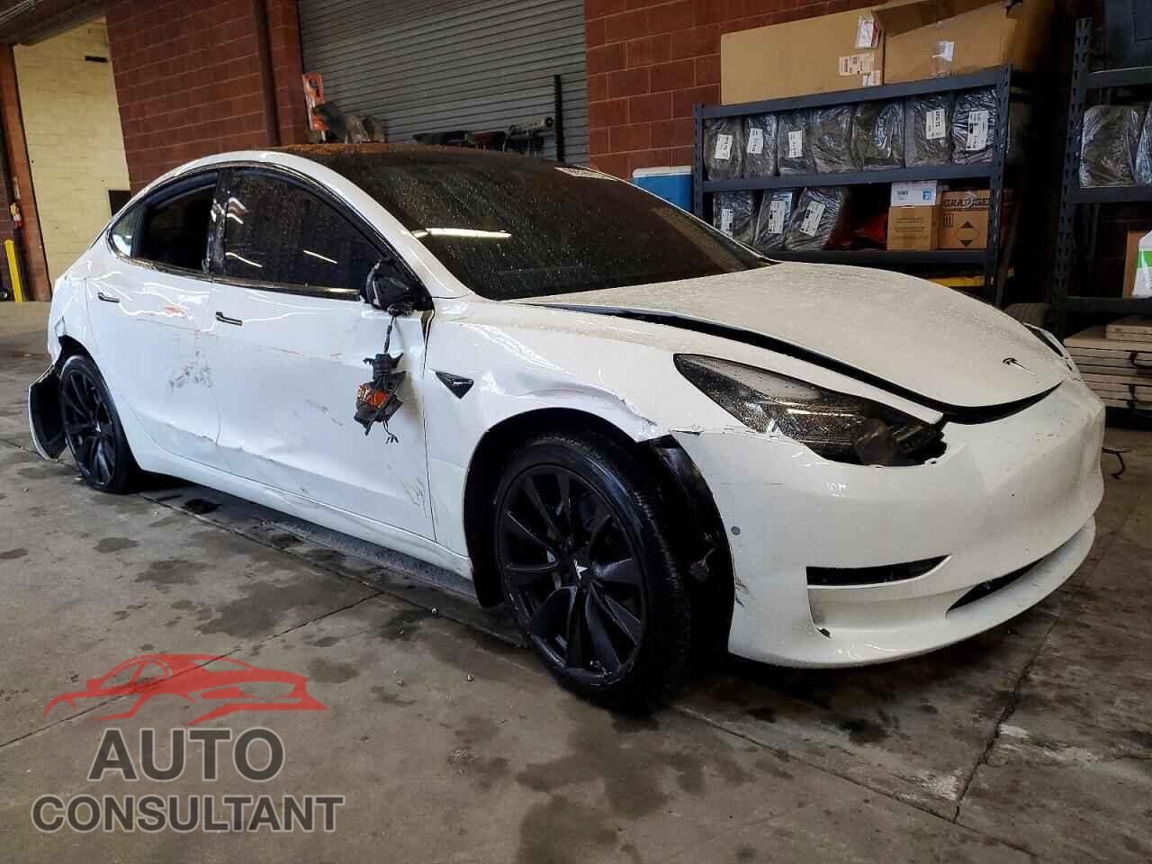 TESLA MODEL 3 2018 - 5YJ3E1EA1JF012375