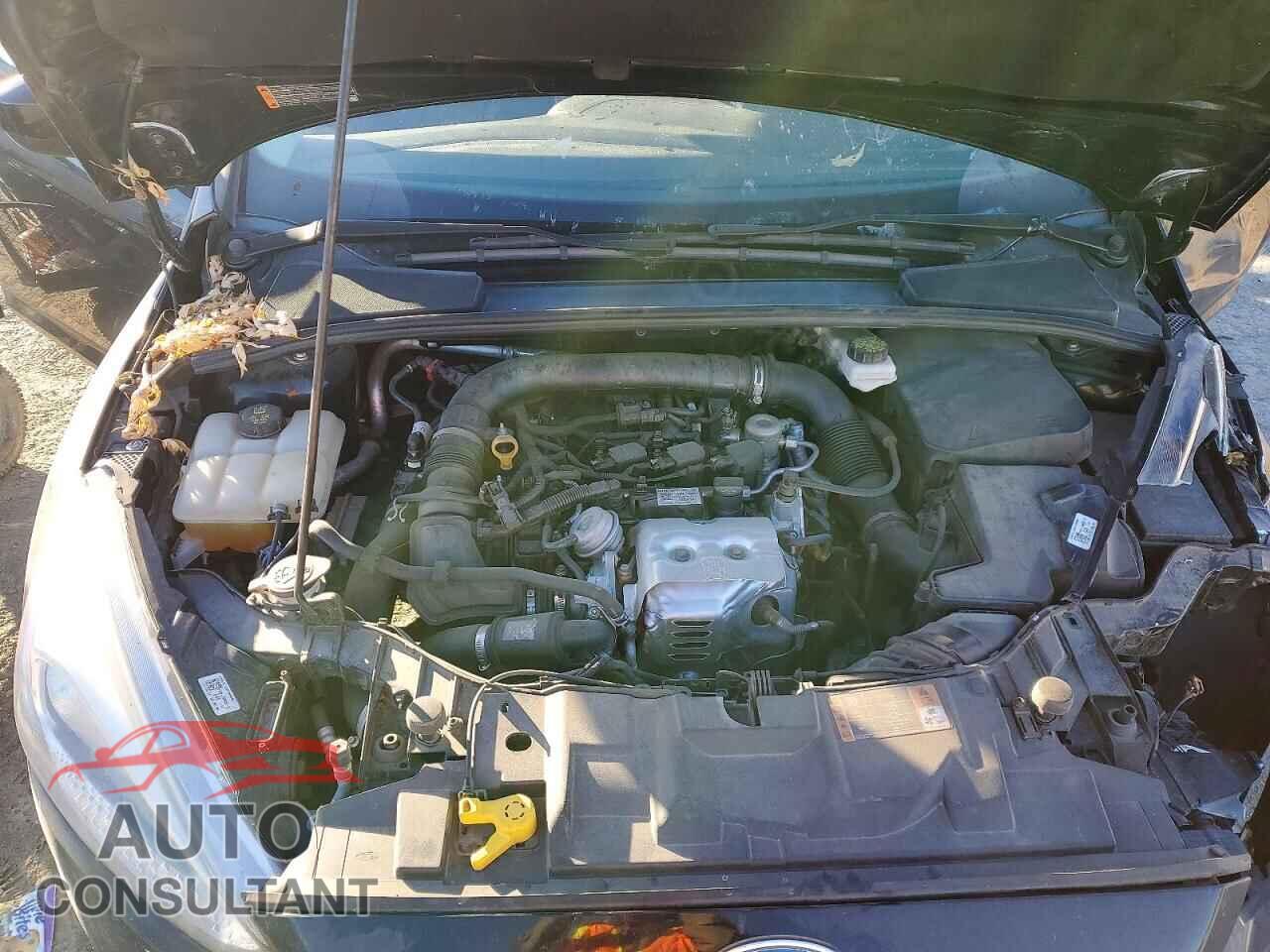 FORD FOCUS 2018 - 1FADP3FE0JL234663