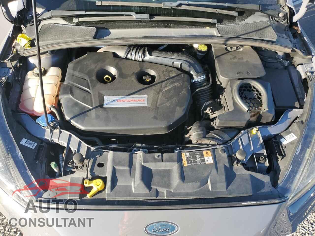 FORD FOCUS 2017 - WF0DP3TH8H4124888