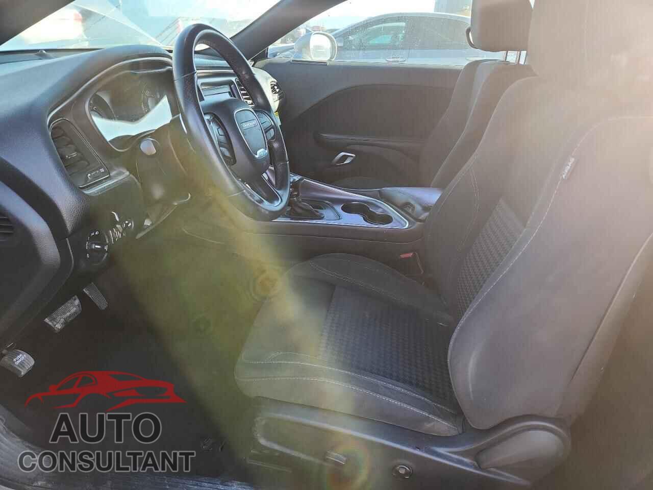 DODGE CHALLENGER 2018 - 2C3CDZAGXJH204758