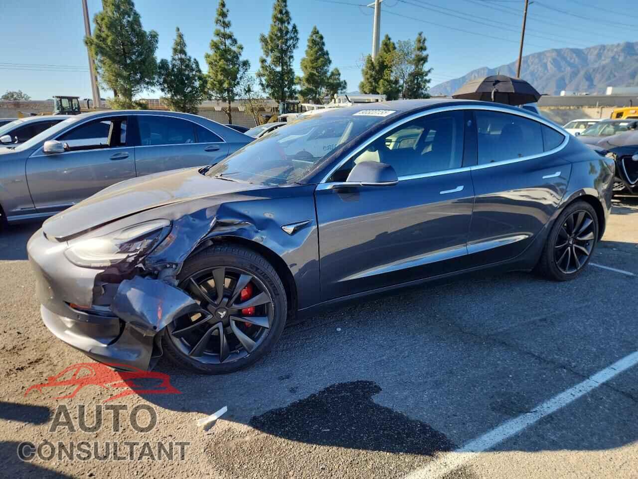 TESLA MODEL 3 2018 - 5YJ3E1EAXJF037100