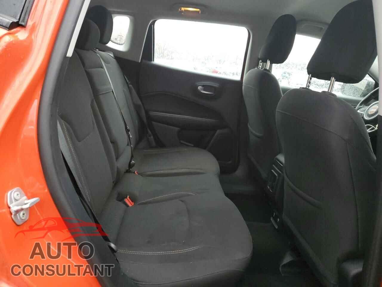 JEEP COMPASS 2018 - 3C4NJDAB5JT344776