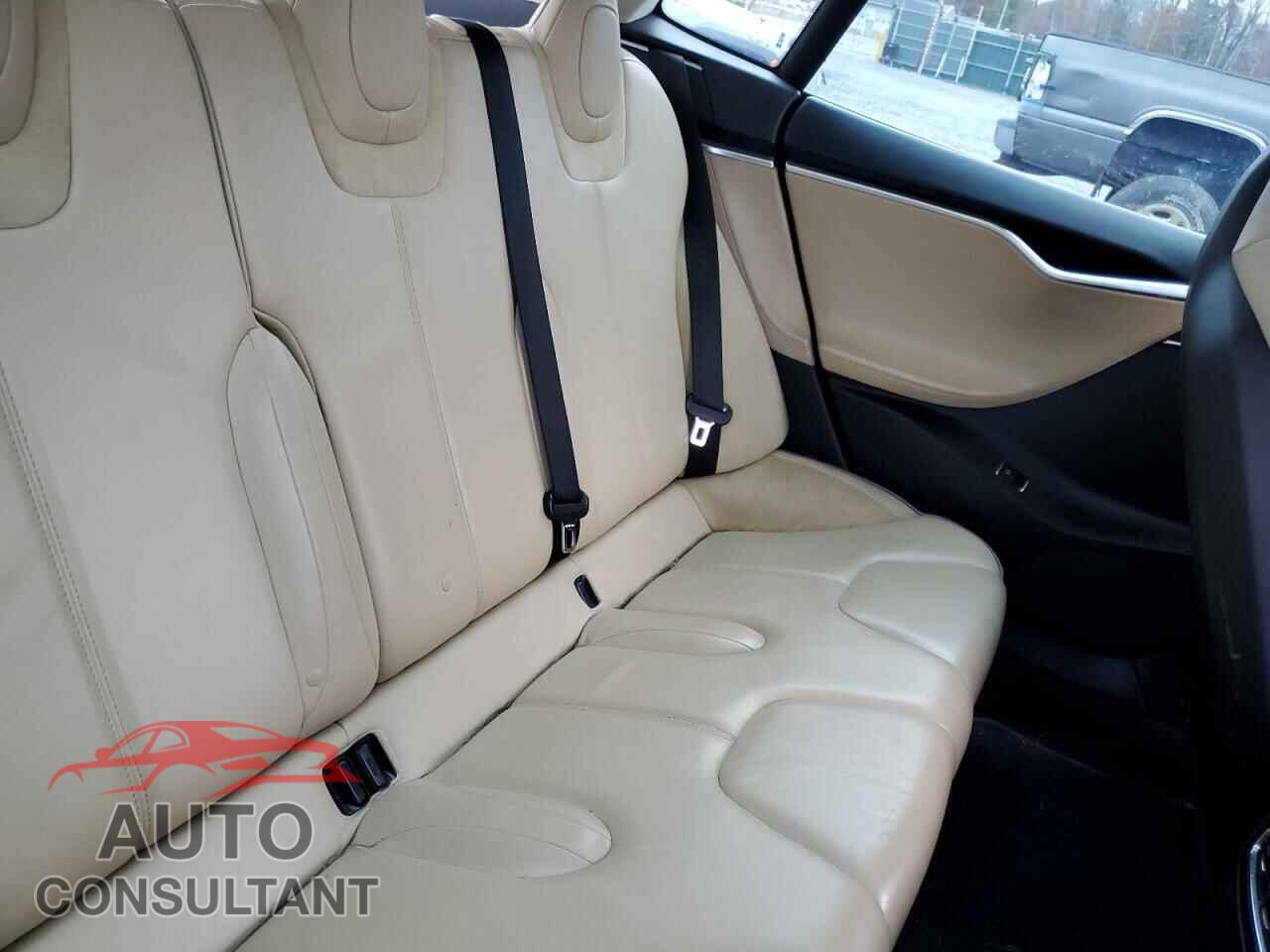 TESLA MODEL S 2012 - 5YJSA1DP4CFP01424