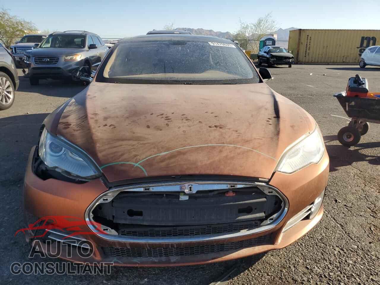 TESLA MODEL S 2013 - 5YJSA1AG9DFP12800