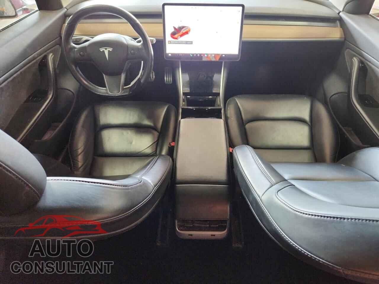 TESLA MODEL 3 2018 - 5YJ3E1EB2JF083738