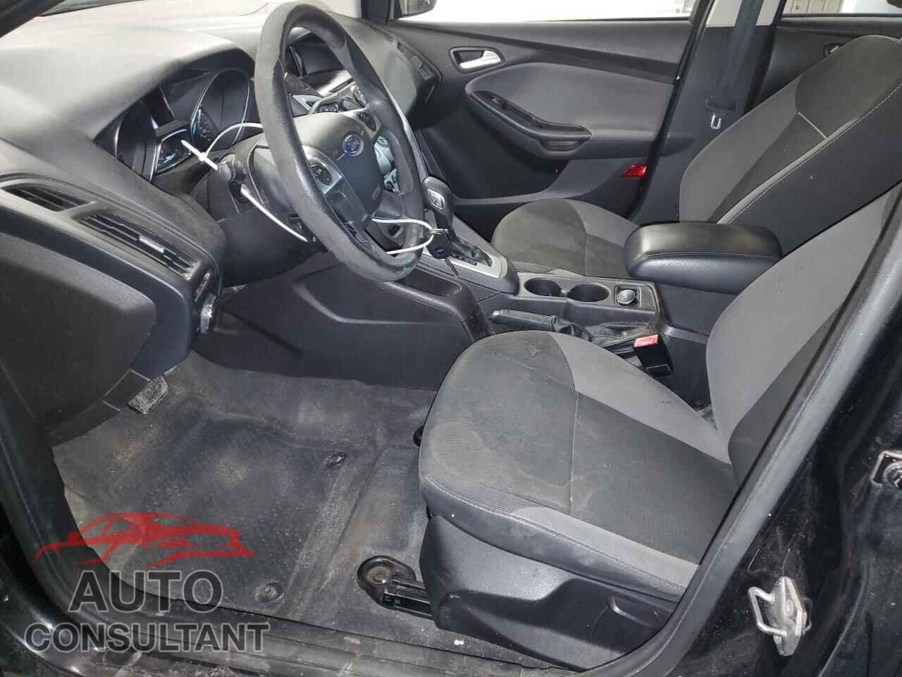 FORD FOCUS 2013 - 1FADP3F25DL199628