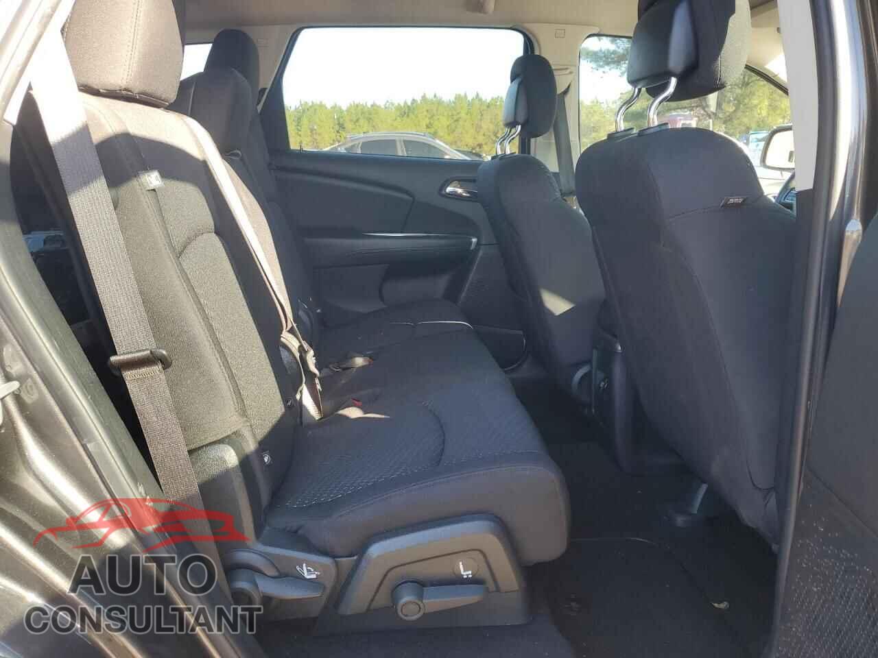 DODGE JOURNEY 2017 - 3C4PDCBB7HT648193