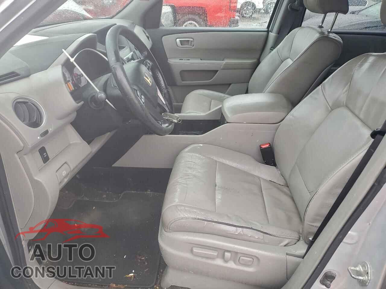 HONDA PILOT 2011 - 5FNYF4H53BB072162