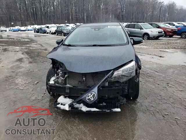 TOYOTA COROLLA 2018 - 5YFBURHEXJP833071
