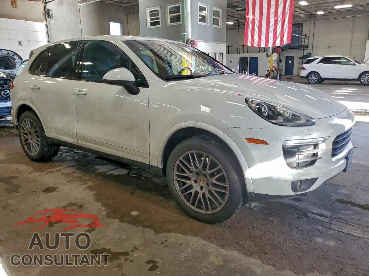 PORSCHE CAYENNE 2017 - WP1AA2A26HKA80738