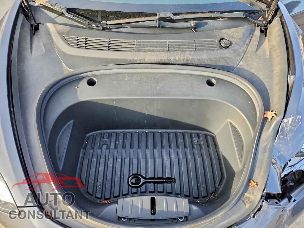 TESLA MODEL 3 2021 - 5YJ3E1EA0MF925732