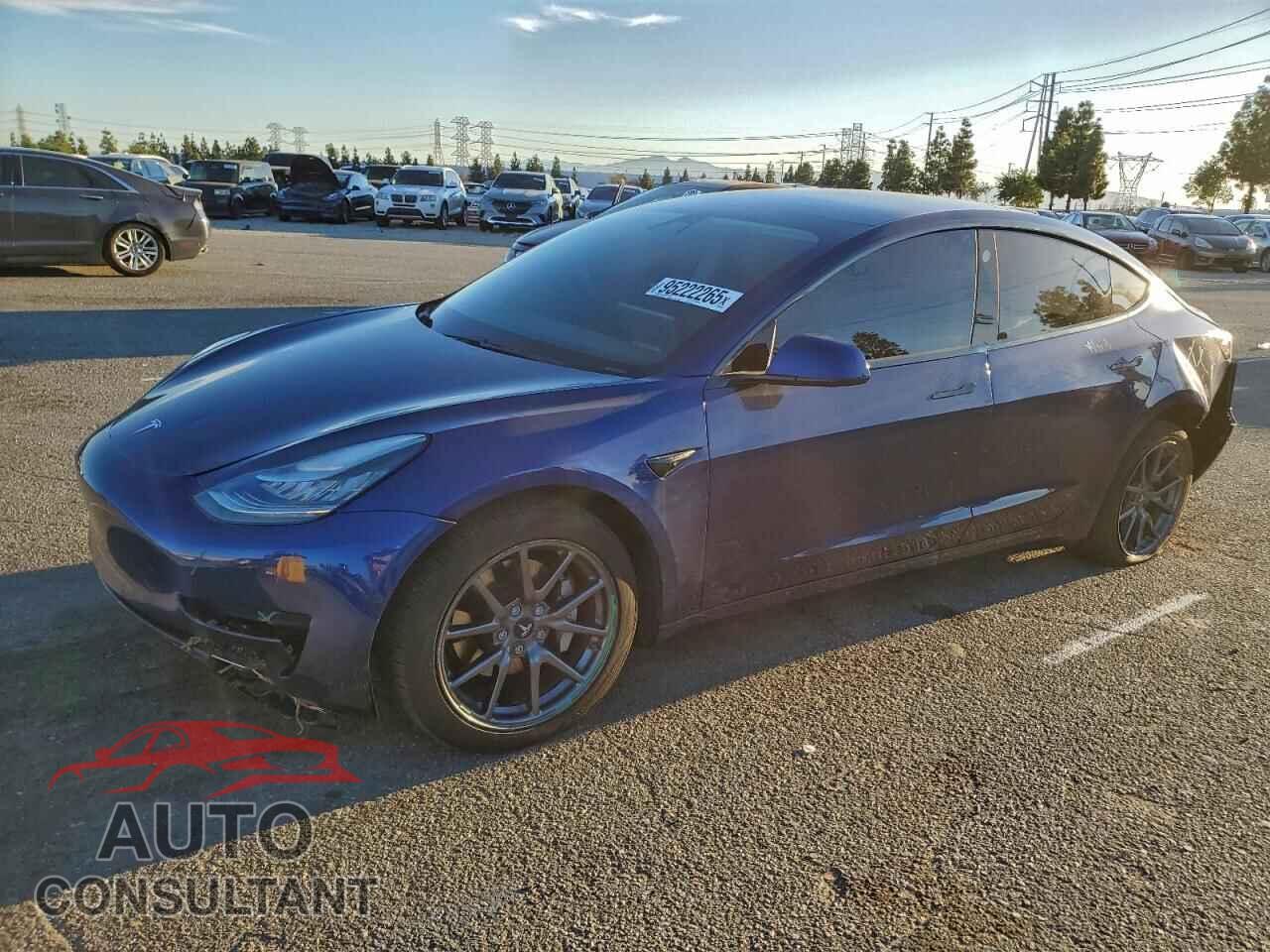 TESLA MODEL 3 2019 - 5YJ3E1EA1KF424913