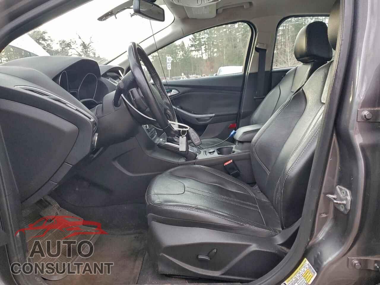 FORD FOCUS 2012 - 1FAHP3N23CL471899