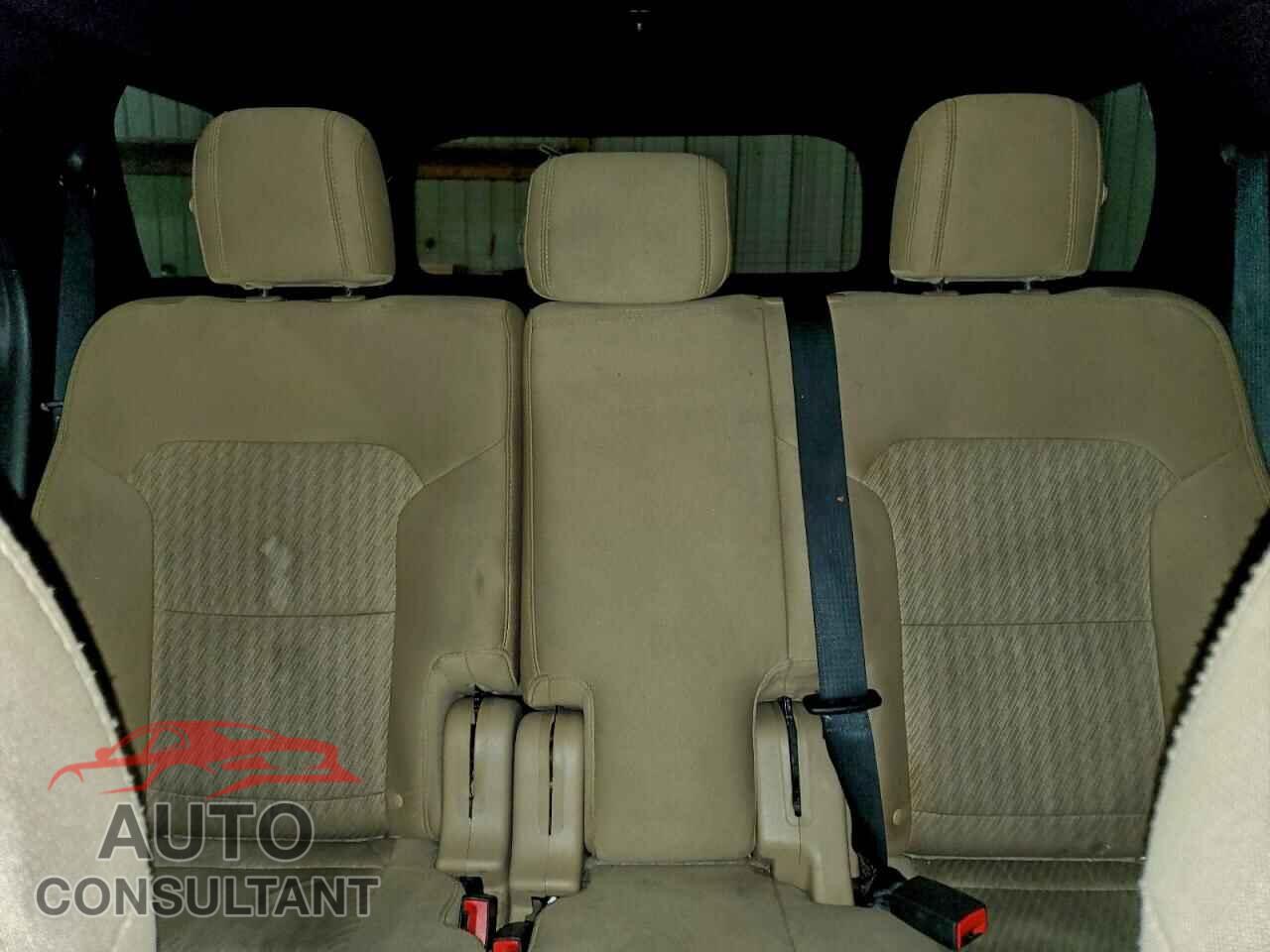FORD EXPLORER 2017 - 1FM5K8B84HGA86011